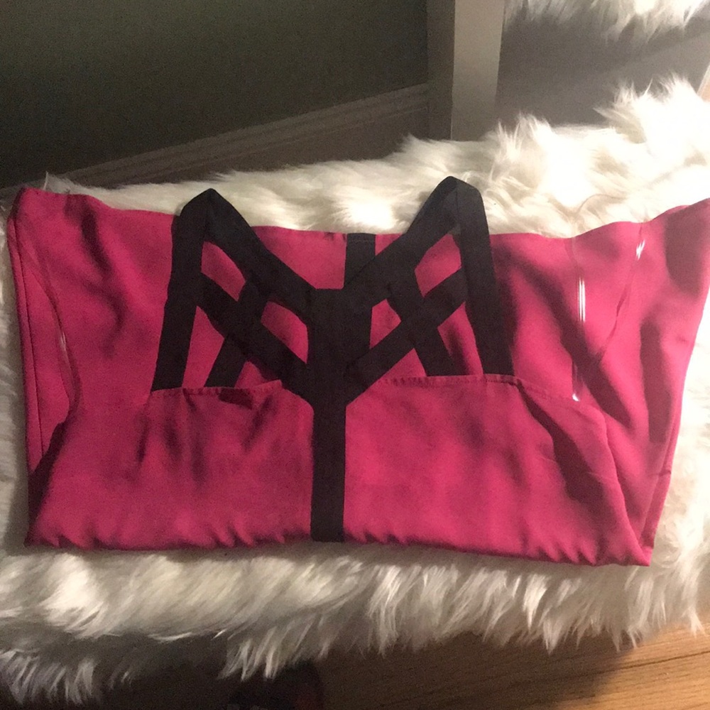 Bisou blouse . Hot pink and black straps